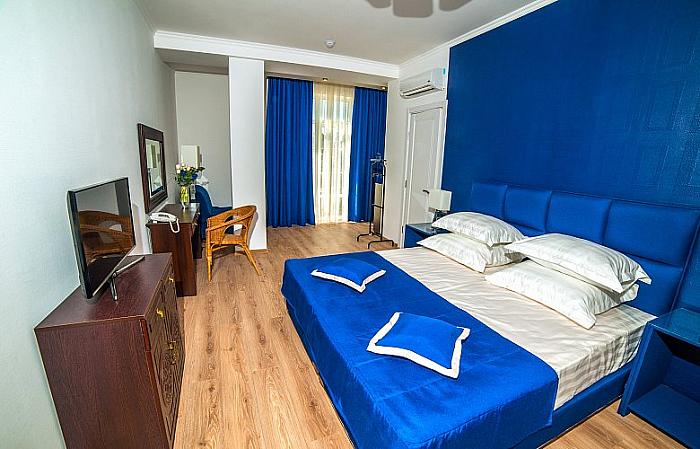 Стандарт двухместный первой категории (sea View) Крым гурзуф гостиница Бассейн все включено